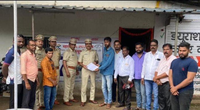 एक्साइज अधिकाऱ्यांच्या आश्वासनाअंती मनसेचे आंदोलन मागे