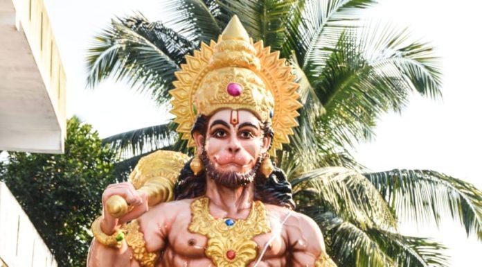 माजगांव येथे साकारली महाबली हनुमंताची तब्बल १७ फूट महाकाय मूर्ती