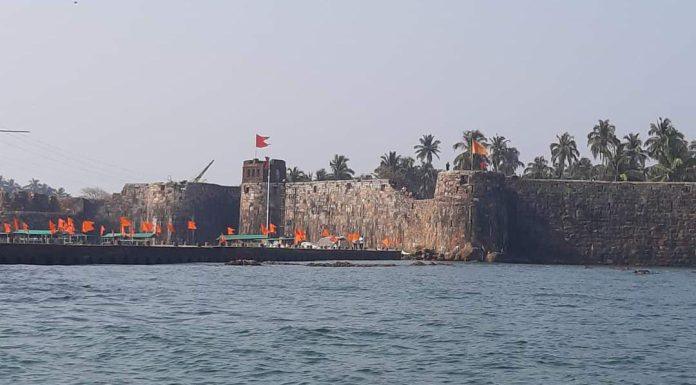 सिंधुदुर्ग किल्ला भारतातील एक उत्कृष्ट ऐतिहासिक स्मारक व्हावे !