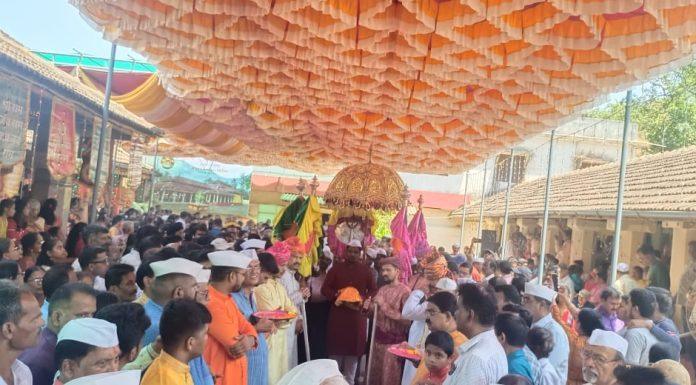 राम जन्म ला ग सखे रामजन्मला