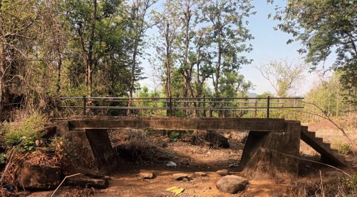 शासकीय निधीचा अर्थशून्य ‘पूल’ पैशांचा अपव्यय करणाऱ्यांविरोधात ग्रामस्थांचा आंदोलनाचा इशारा – पत्रकार संदेश जिमन