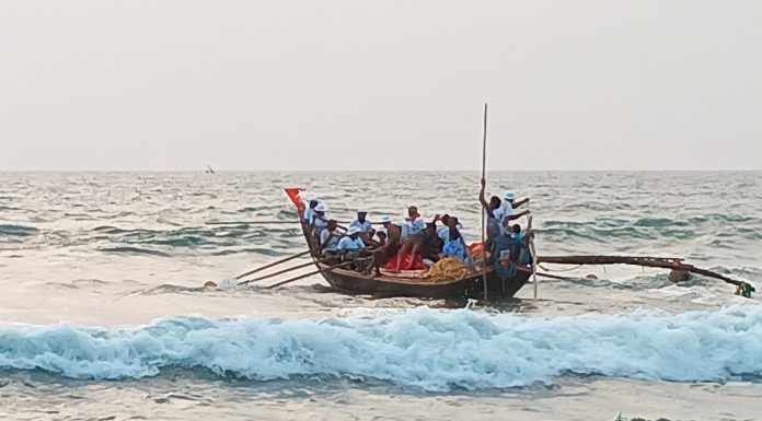 पारंपारिक व्यवसाय जगासमोर आणण्यासाठी रापण महोत्सवाचे आयोजन -संतोष लब्दे