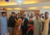 खा. नारायण राणे, सौ. नीलमताई राणे, आ. निलेश राणे यांनी दिल्या शिवानी मिहिर नवदाम्पत्याला शुभेच्छा !