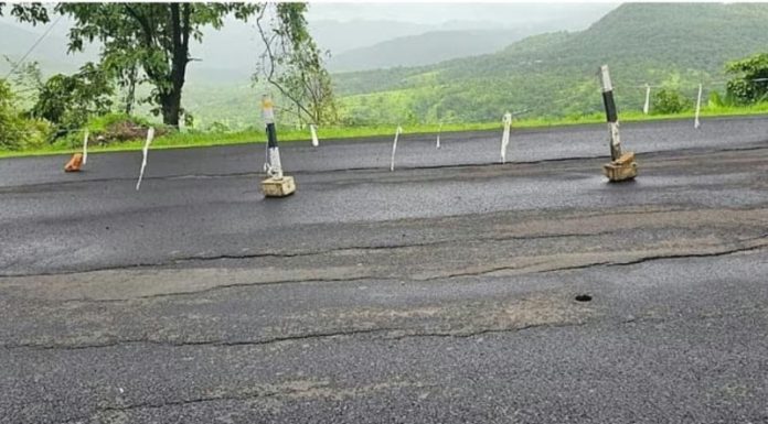 कशेडी घाटात जुन्या मार्गावर रस्त्याला भेगा : दरड कोसळून दुर्घटनेची शक्यता