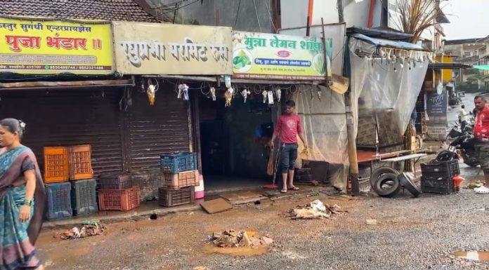 खेड शहरातील पूर ओ सर ला स्वच्छता सुरू