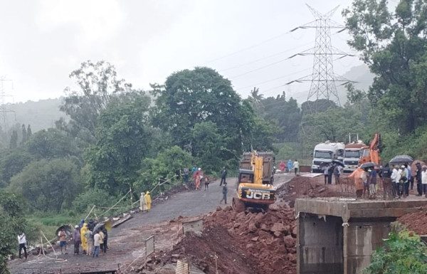 Breaking : चिपळूण पाटण मार्गावरील पर्यायी मार्ग वाहून गेला