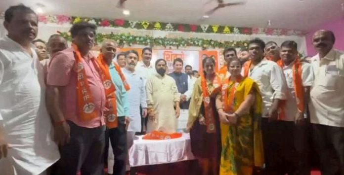 सावंतवाडीत ठाकरे गटाला धक्का