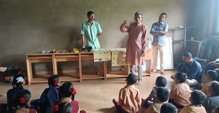चिवेली विद्यालयात शैक्षणिक कार्यशाळा संपन्न