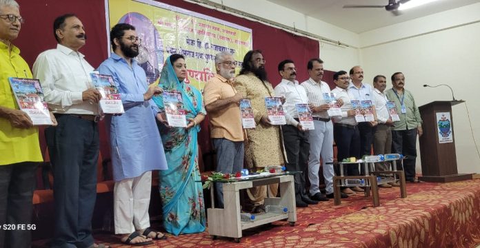 स्पर्धा परीक्षांसाठी एआयचा वापर करा: जिल्हाधिकारी अनिल पाटील