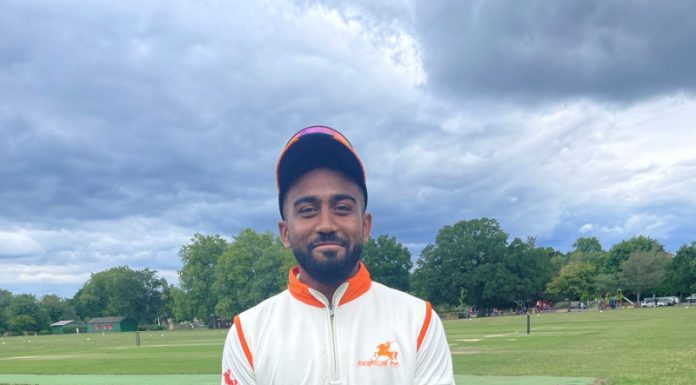रत्नागिरीच्या अविराज गावडेने इंग्लंडमध्ये ब्रिटीश प्रिमियर लीगमध्ये दाखवला गुगलीचा जलवा