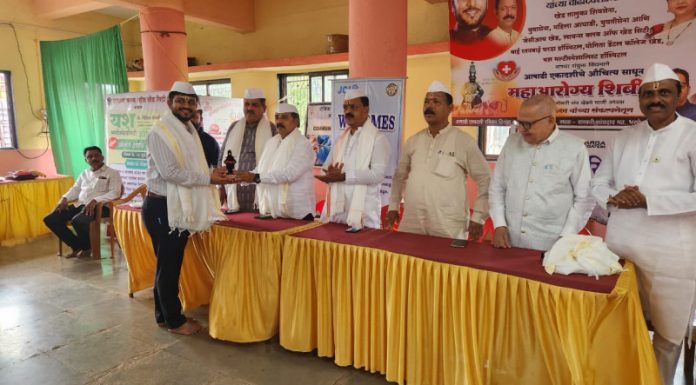 आषाढी एकादशीनिमित्त भरणे येथे महाआरोग्य शिबिर संपन्न – २०० हून अधिक वारकऱ्यांना लाभ