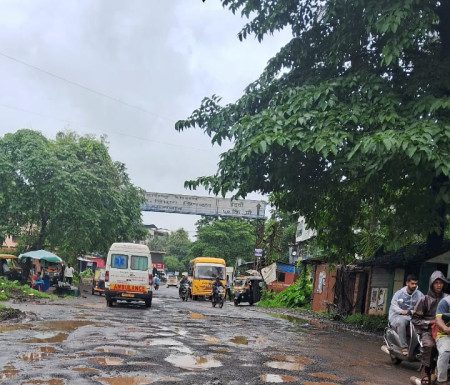 चिपळूण उक्ताड रस्त्याचे खड्डे तात्काळ भरा अन्यथा रस्ता रोको -साजिद सरगुरोह
