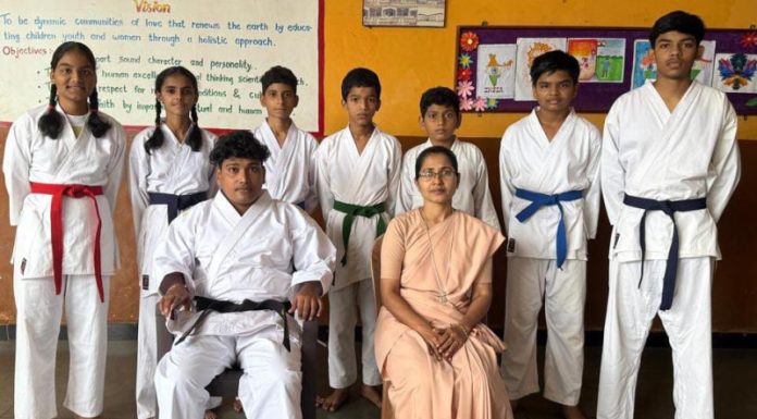 साटेली- भेडशीच्या करुणा सदन स्कुलची जिल्हास्तरीय कराटे स्पर्धेत चमकदार कामगिरी!