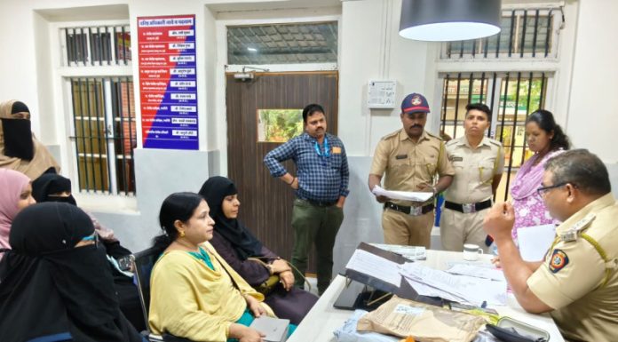 मायक्रो फायनान्सच्या मनमानीविरोधात खेडमध्ये महिलांचा एल्गार
