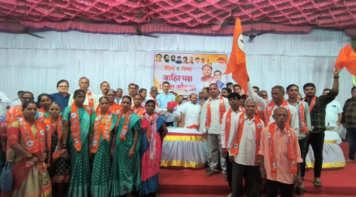 खाडीपट्टा विभागातील उबाठा पक्षातील असंख्य कार्यकर्त्यांचा शिवसेनात प्रवेश