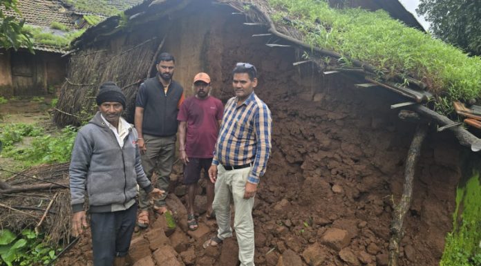 धामणी प्रकल्प कालवा तीरावरील घरांची पडझड