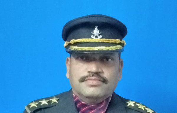 कॅप्टन अरुण उतेकर यांचा सन्मान – ३० वर्षे सेवे नंतर १ सप्टेंबर रोजी होणार निवृत्ती