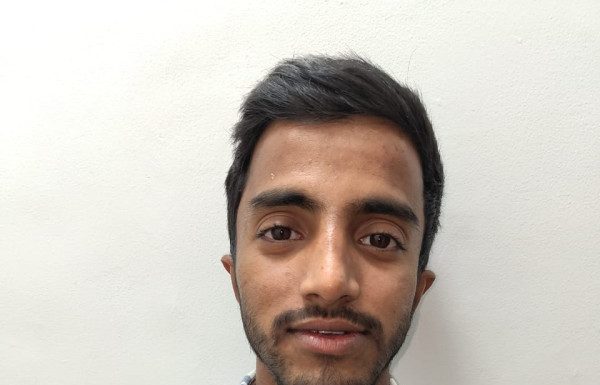 खोक्रल येथे तळीची साफ सफाई करताना विजेचा शॉक