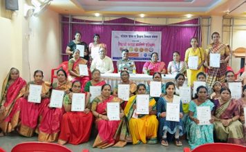 कोकणकला व शिक्षण विकास संस्थेतर्फे दिवाळी फराळ प्रशिक्षण