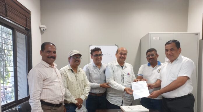 खेडमध्ये जागतिक दिव्यांग दिनानिमित्त निवेदन सादर; दिव्यांग अधिनियम २०१६ च्या काटेकोर अंमलबजावणीची मागणी