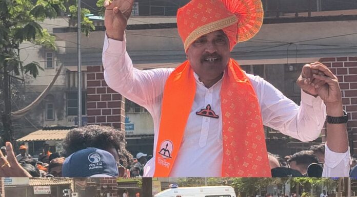 भव्य मिरवणुकीत जिल्हा परिषद व पंचायत समिती उमेदवारांचे उमेदवारी अर्ज दाखल