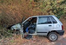 आरोंदा ते रेडी मार्गावर अपघातात कार चालकाचा मृत्यू