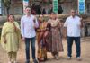 गृहराज्यमंत्री योगेश कदम यांनी जामगे येथे सहकुटुंब मतदानाचा हक्क बजावला