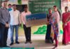 माखजन मराठी शाळेला स्मार्ट टीव्ही भेट