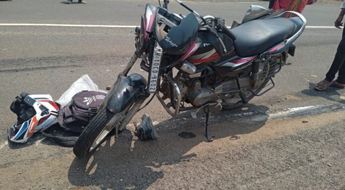 मोटर सायकलची टँकरला धडक, मोटर सायकल स्वाराचा जागीच मृत्यू