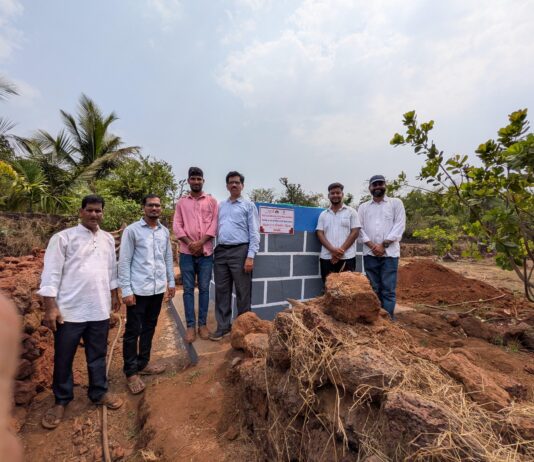 रामगड सरपंच शुभम मटकर यांची वारेली चिपळूण येथील झरे पुनर्जीवन प्रकल्पास भेट
