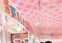 कन्झ्युमर्स शाॅपीमधील ईहा डिस्ट्रिबुटर्स स्टाॅलला मान्यवरांची सदिच्छा भेट