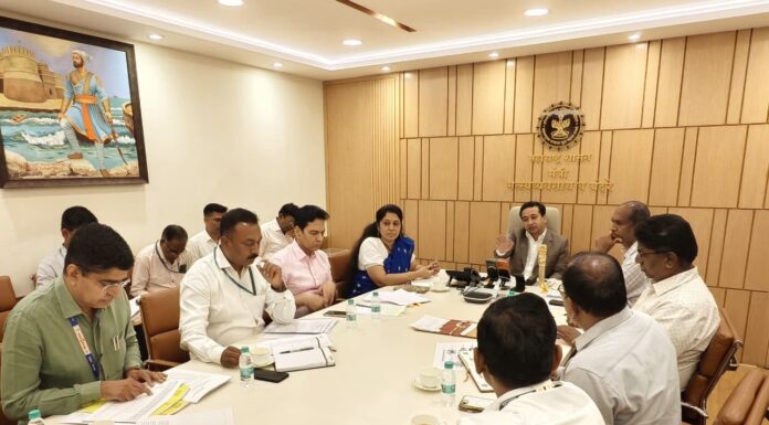 बेकायदेशीर एलईडी वापरणाऱ्या मासेमारी बोटींवरील कारवाईसाठी तपासणी मोहिम व्यापक करा मत्स्यव्यवसाय व बंदरे मंत्री नितेश राणे