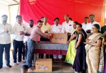 किर्लोस गावठण व आंबवणे शाळेला कॉम्पुटर भेट