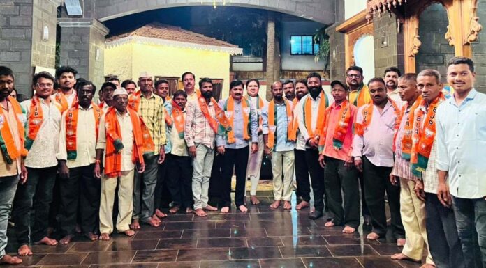 मांडकीतील असंख्य ग्रामस्थांचा भाजपमध्ये प्रवेश