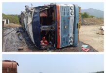 मुर्शीजवळ डिझेल टँकर पलटी; डिझेल गेले वाहून