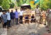 चराठे शासकीय वनात सागाची बेकायदेशीर तोड : मुद्देमालासह आयशर ताब्यात