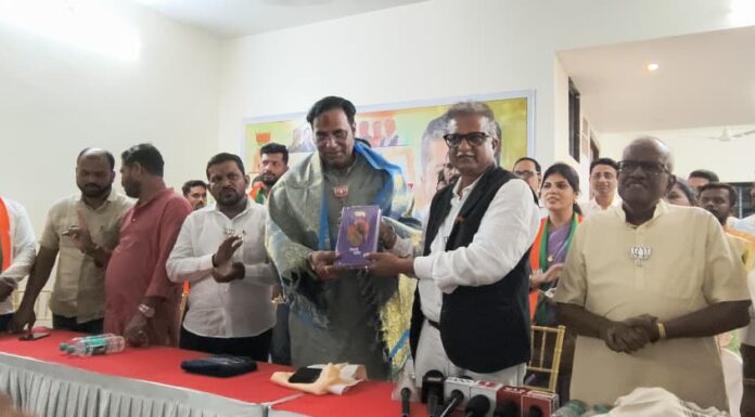 “चहा विकणारा देशाचा पंतप्रधान होऊ शकतो, तर वैभव खेडेकरही मोठे नेते होऊ शकतात” — आमदार प्रमोद जठार