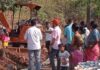फुटलेली पाइपलाइन अवघ्या दोन तासांत दुरुस्त