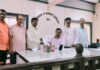 ३०० पेक्षा अधिक गणना घरे असणाऱ्या प्रगणकांना मदतनीस द्यावा; शिक्षक समिती खेडची तहसीलदारांकडे मागणी