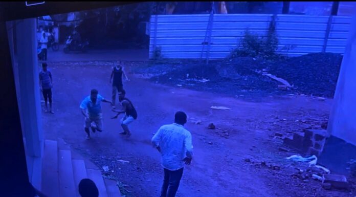 दोडामार्ग येथील सुरुचीवाडीत तरुणावर चाकूने हल्ला करण्याचा प्रयत्न;