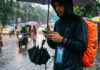 Pre Monsoon Gadget Deals: पावसाळ्यापूर्वी खरेदी करा ही खास गॅझेट्स, महागड्या डिव्हाइसेसचे राहील संपूर्ण संरक्षण