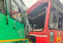 BREAKING NEW: रत्नागिरीत शीळ येथे दोन बसचा भीषण अपघात; ११ शाळेय विद्यार्थी जखमी