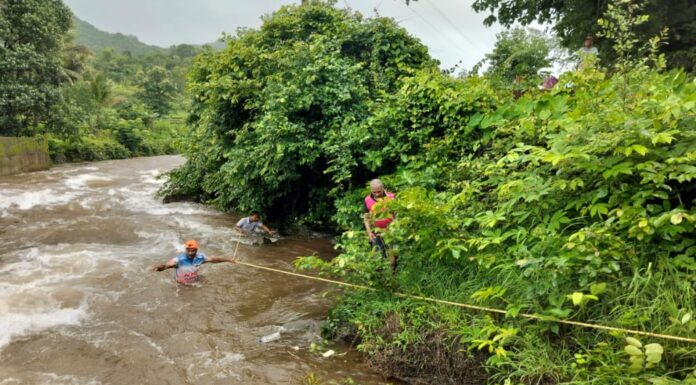 पुराच्या पाण्यात वाहून गेल्याने करुळ येथील शेतकरी बेपत्ता