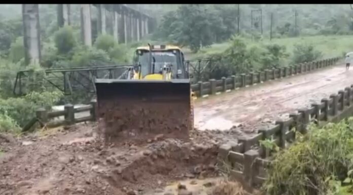 मुसळधार पावसाने वैभववाडी तालुक्याला झोडपले