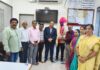 केनियाचे जागतिक कीर्तीचे धावपटू विल्सन किप्रॉप यांचा कोमसापतर्फे सत्कार