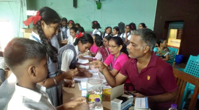 सावर्डे विद्यालयात १२५५ विद्यार्थ्यांची मोफत हिमोग्लोबिन तपासणी