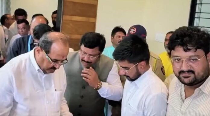 तलहा मणेर यांची निवेदनातून राधाकृष्ण विखे पाटील यांच्याकडे मागणी.