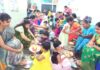मातृदेवो भव: सावंतवाडीत चिमुकल्यांनी केली आईची पाद्यपूजा