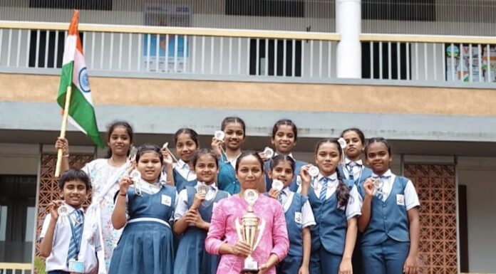जिल्हास्तरीय देशभक्तीपर नृत्य स्पर्धेत इंग्लिश मिडीयम स्कूल तळवडेचा द्वितीय क्रमांक