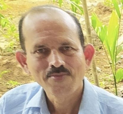 मळगाव येथील रहिवासी दिगंबर नाईक यांचे मुंबईत निधन